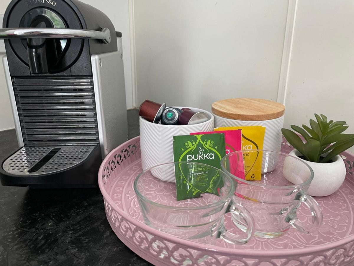 Family Friendly 3Br Flat - 3Min Walk To The Beach - Self Contained Окленд Экстерьер фото