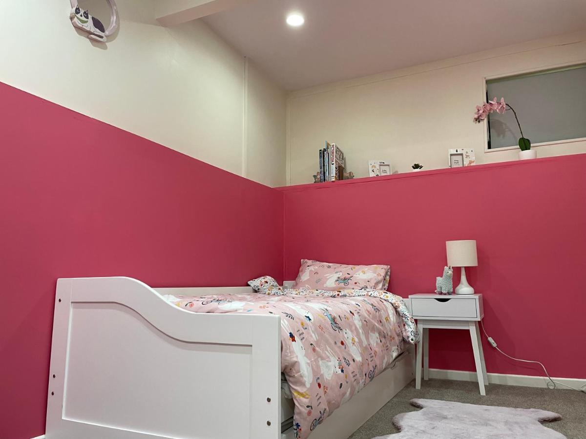 Family Friendly 3Br Flat - 3Min Walk To The Beach - Self Contained Окленд Экстерьер фото
